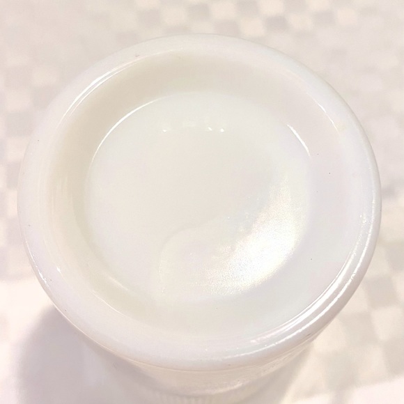 Vintage Hazel Atlas White Milk Glass Ribbed Fluted - Picture 7 of 7